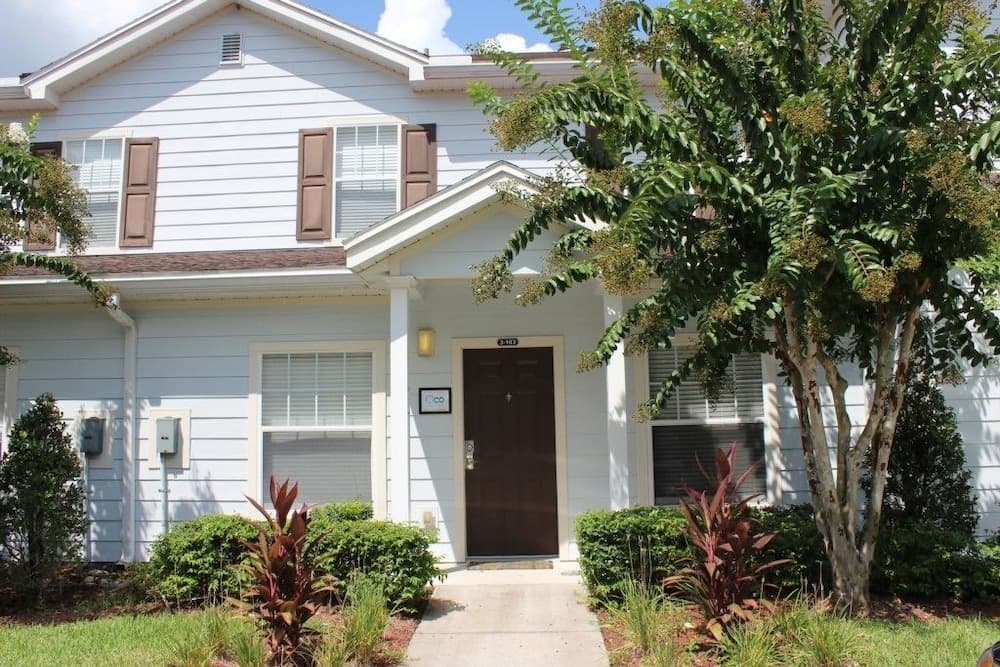 Aco63670 - Lucaya Village - 3 Bed 2 Baths Townhouse