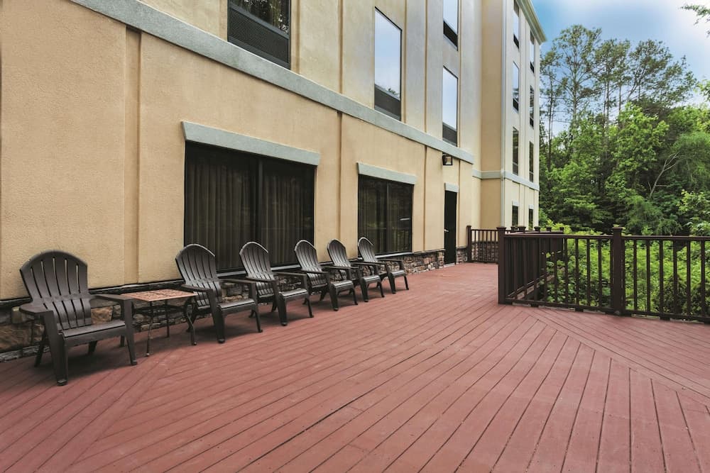 La Quinta Inn & Suites by Wyndham Covington