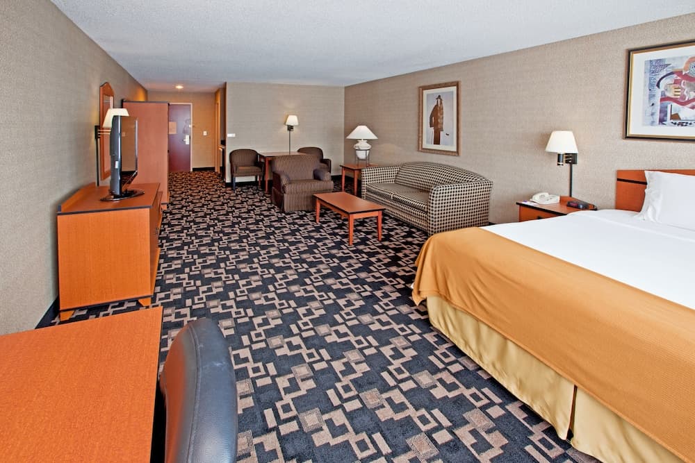 Holiday Inn Express Hotel & Suites Greenwood by IHG