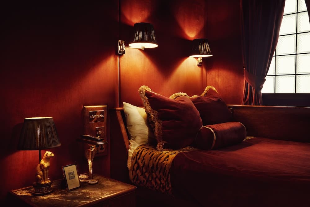 House of Gods Hotel