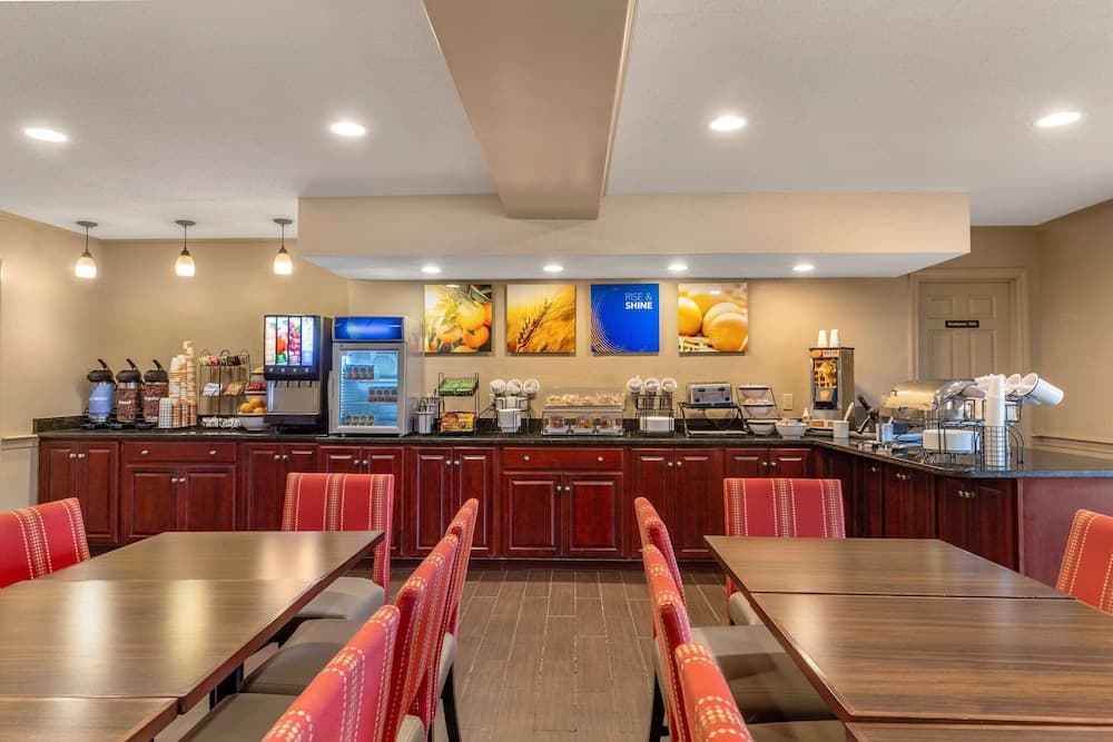 Comfort Inn Foxboro – Mansfield