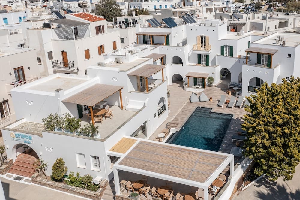 Spiros Hotel