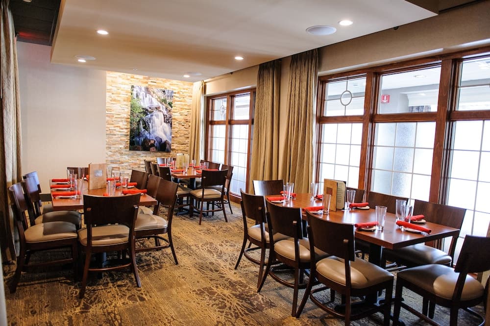 DoubleTree Suites by Hilton Hotel Mt. Laurel