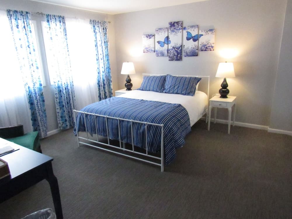 The Sky View Inn