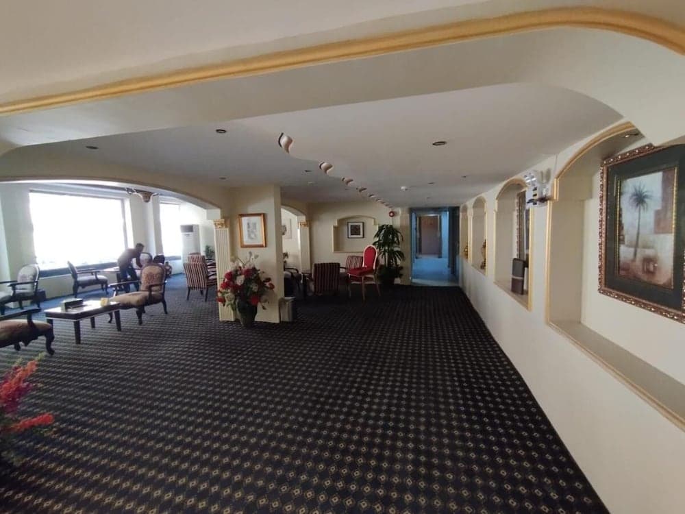Al Iqbal Hotel