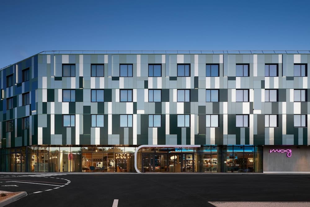 Moxy Sophia Antipolis