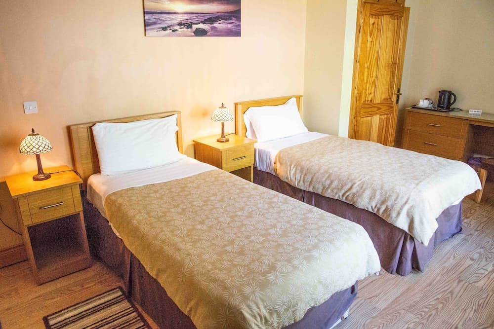 Groarty House & Manor B&B