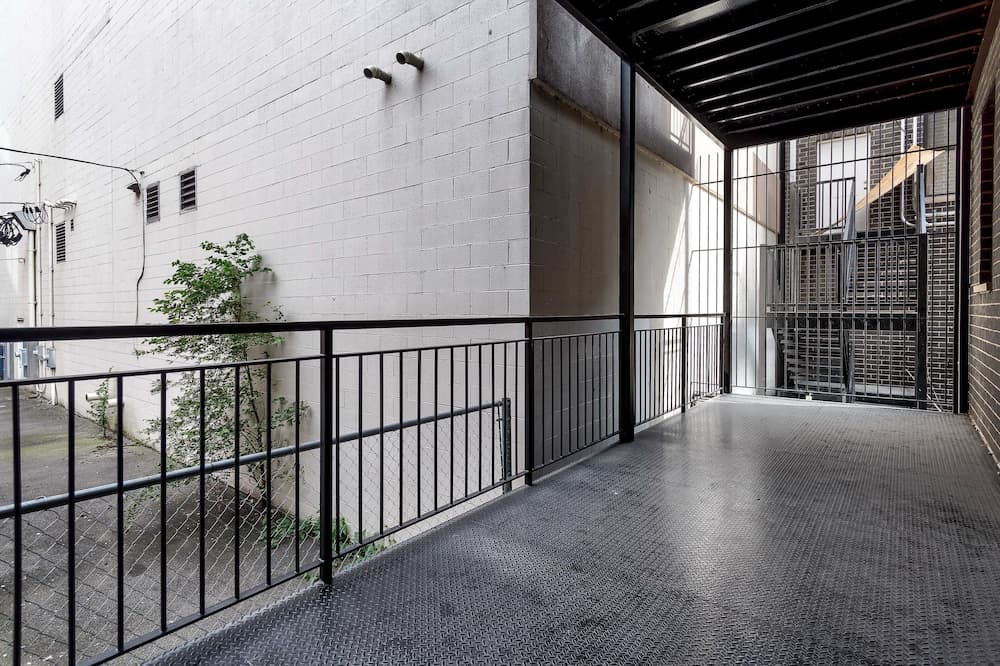811 N. Sedgwick
