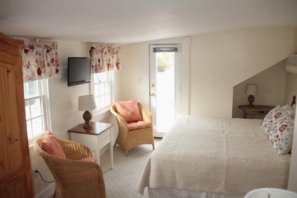 An English Garden Bed & Breakfast