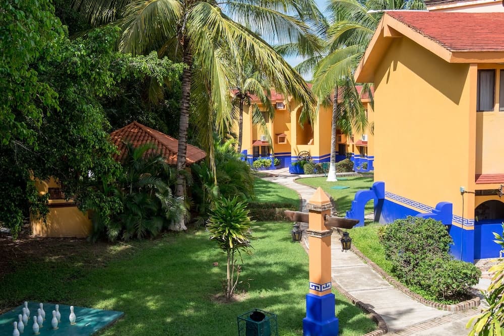 Canadian Resorts Nuevo Vallarta