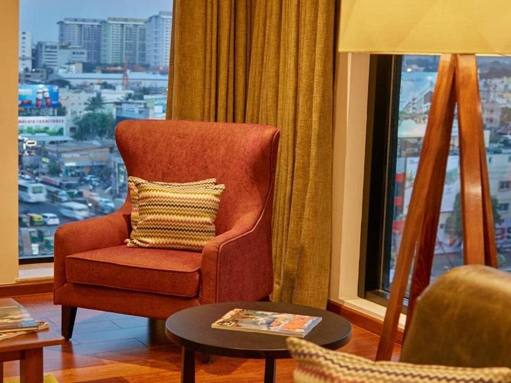 The Waverly Hotel & Residences