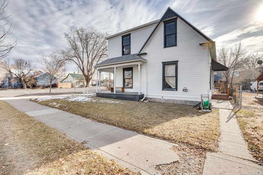 Pet-friendly Montrose Home, Walk to Town!