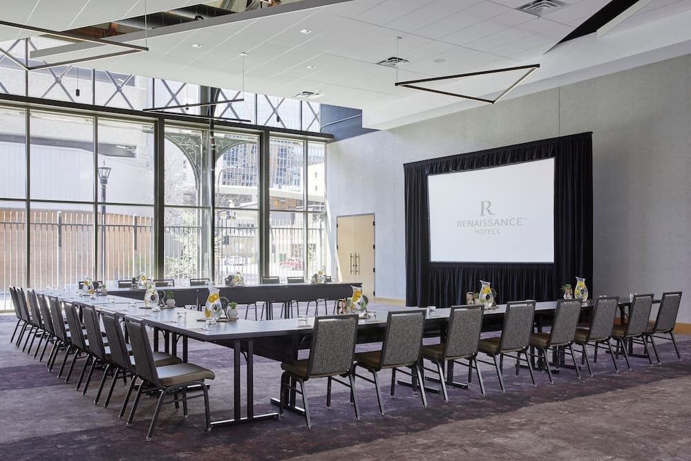 Residence Inn Minneapolis Downtown at The Depot by Marriott