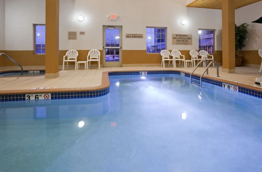 GrandStay Hotel and Conference