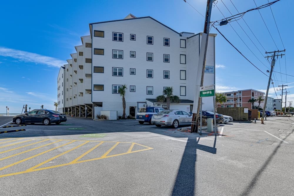 Murrells Inlet Condo on Garden City Beach!