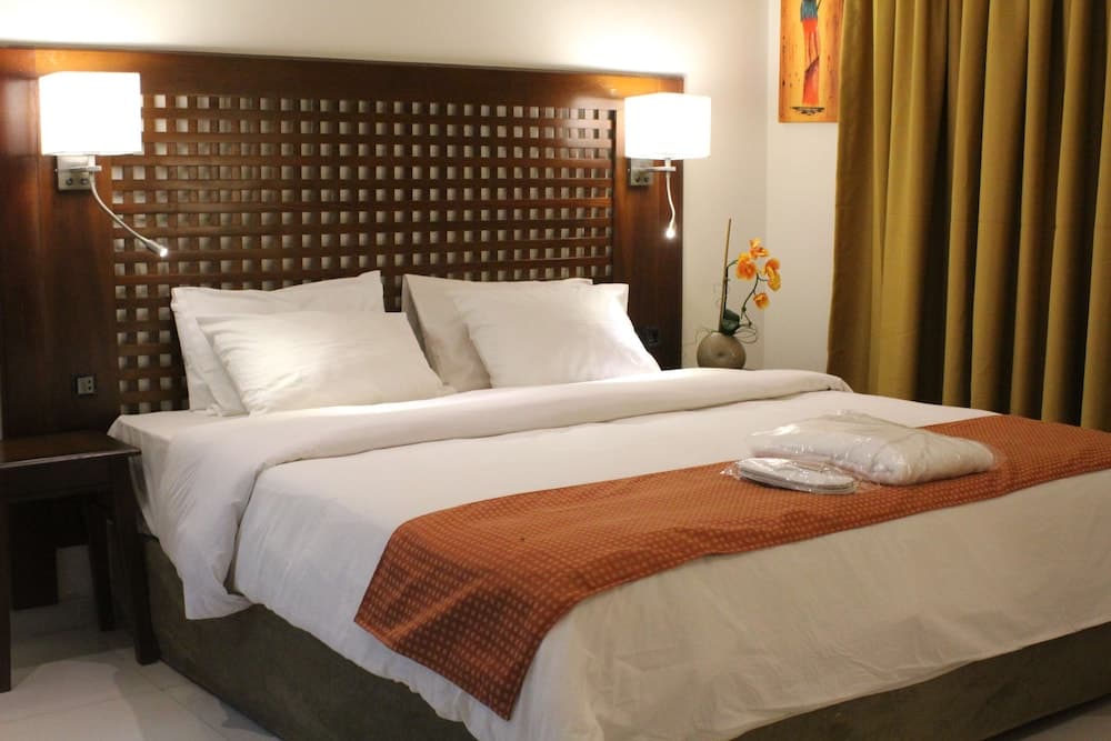 Best Western Plus Serene Atlantic Hotel