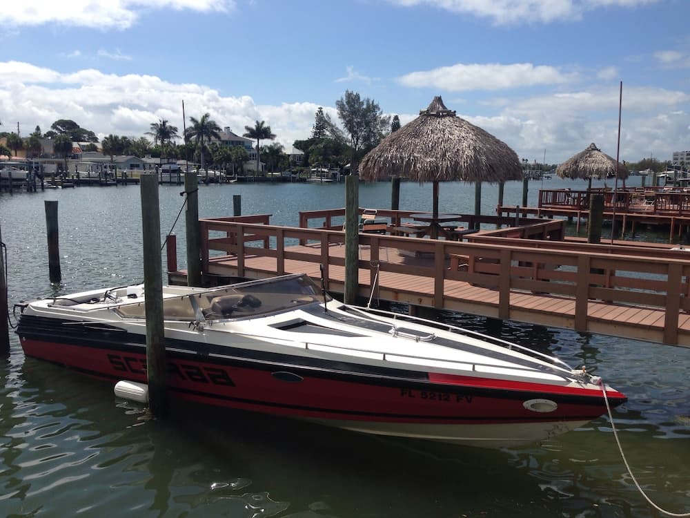 Bay Palms Waterfront Resort - Hotel and Marina