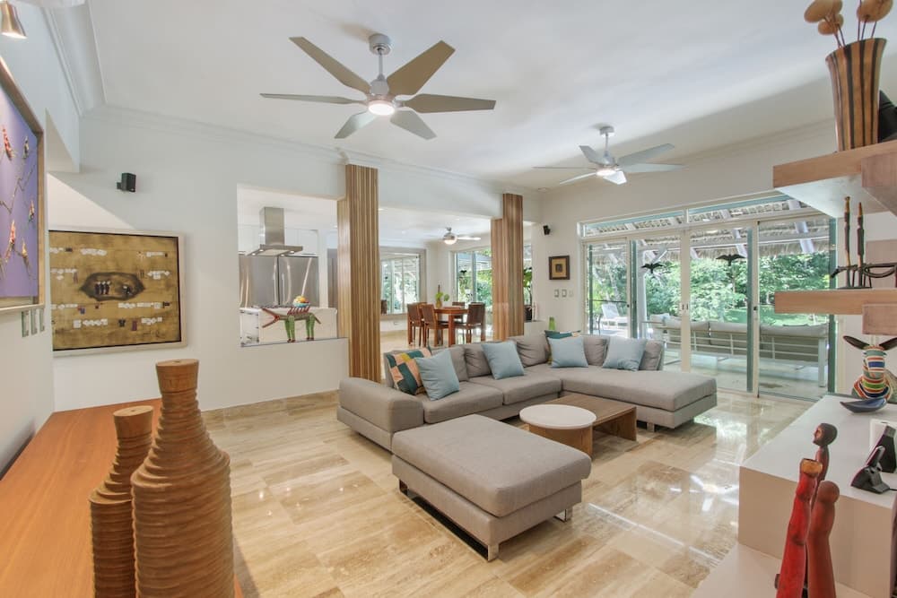 5BR Villa with Pool&Beach in Punta Cana