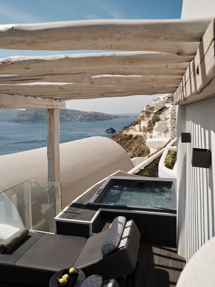 Hom Santorini