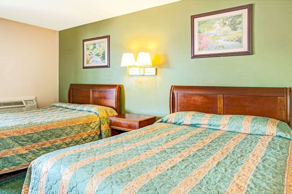Knights Inn South Hackensack