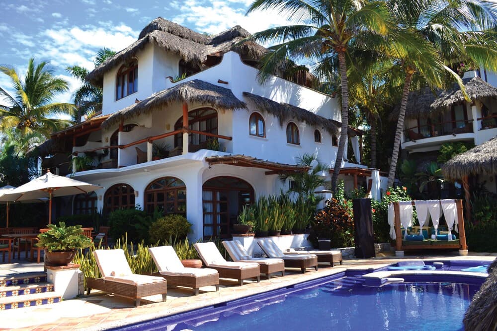 Casa de Mita Hotel