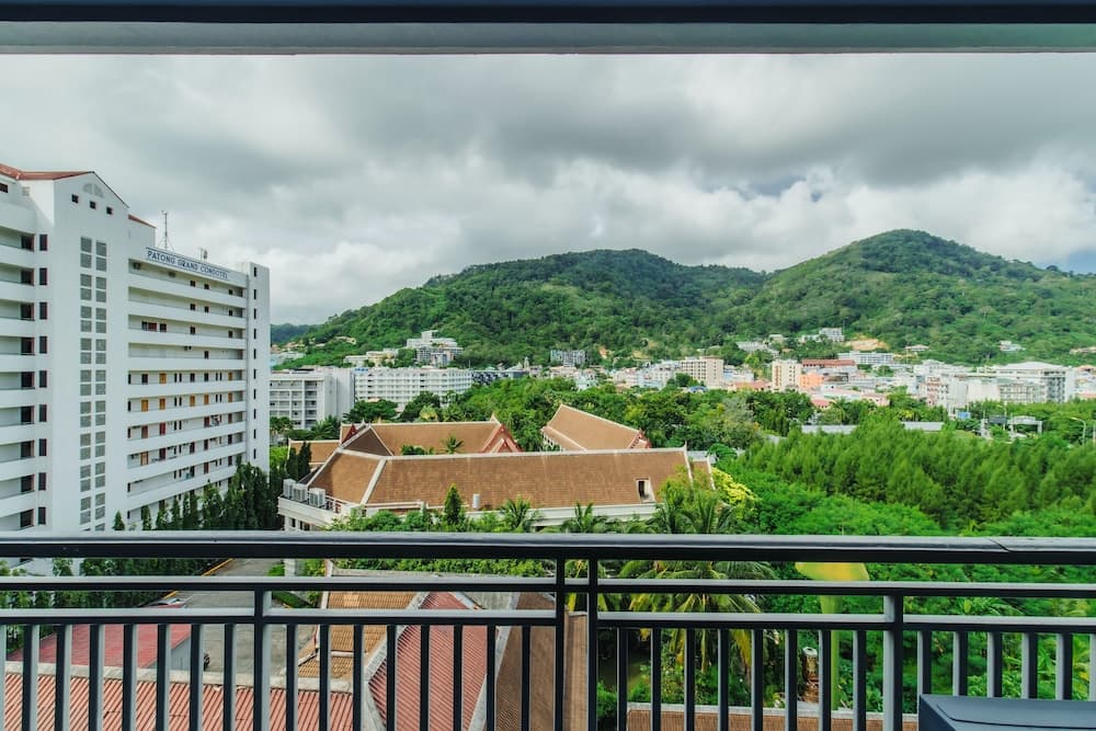 Elite Suites Patong
