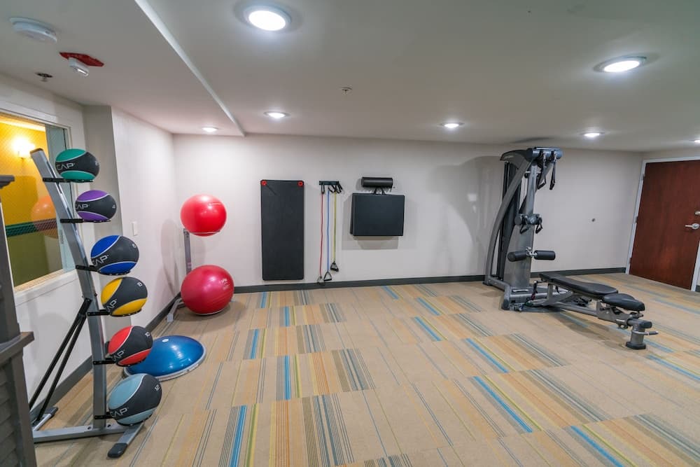 Holiday Inn Express & Suites Nashville - Brentwood I-65 by IHG