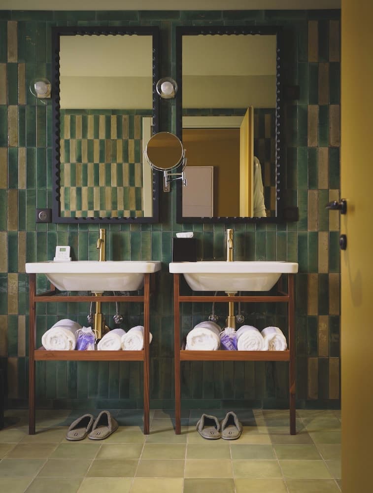 Gounod Hotel