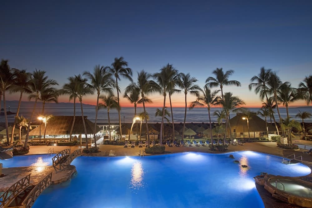 Paradise Village Beach Resort and Spa