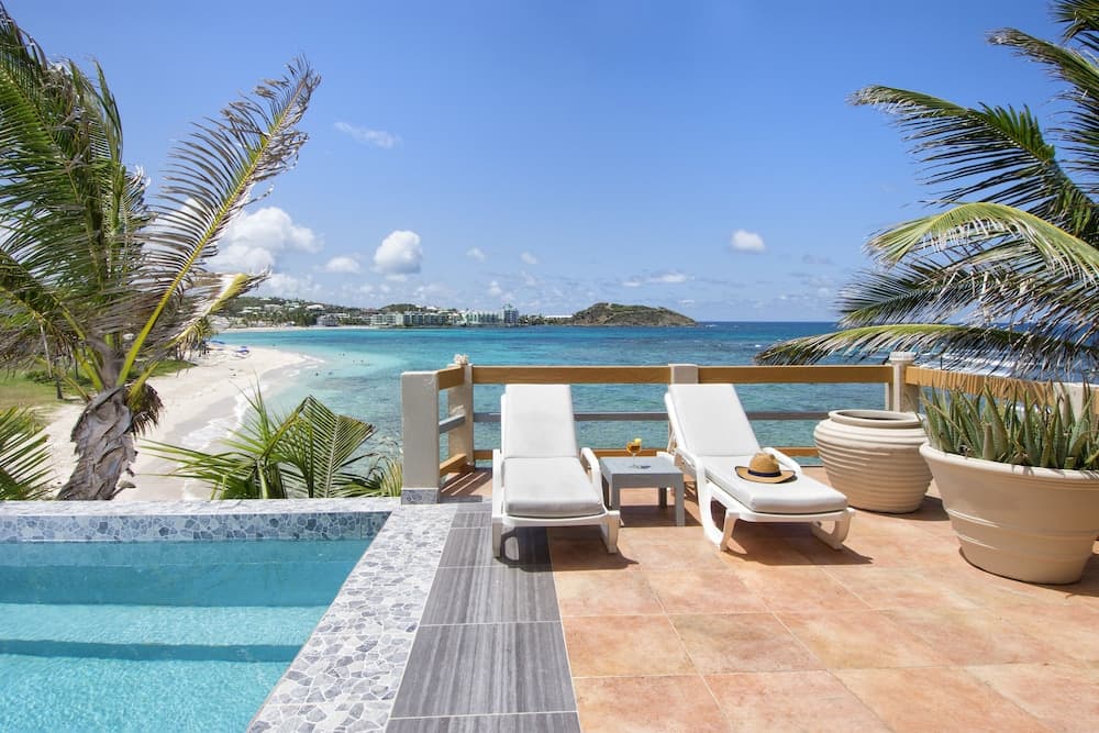 Bell'Mare by Island Properties Online