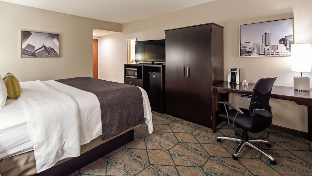 Best Western Plus Indianapolis NW Hotel