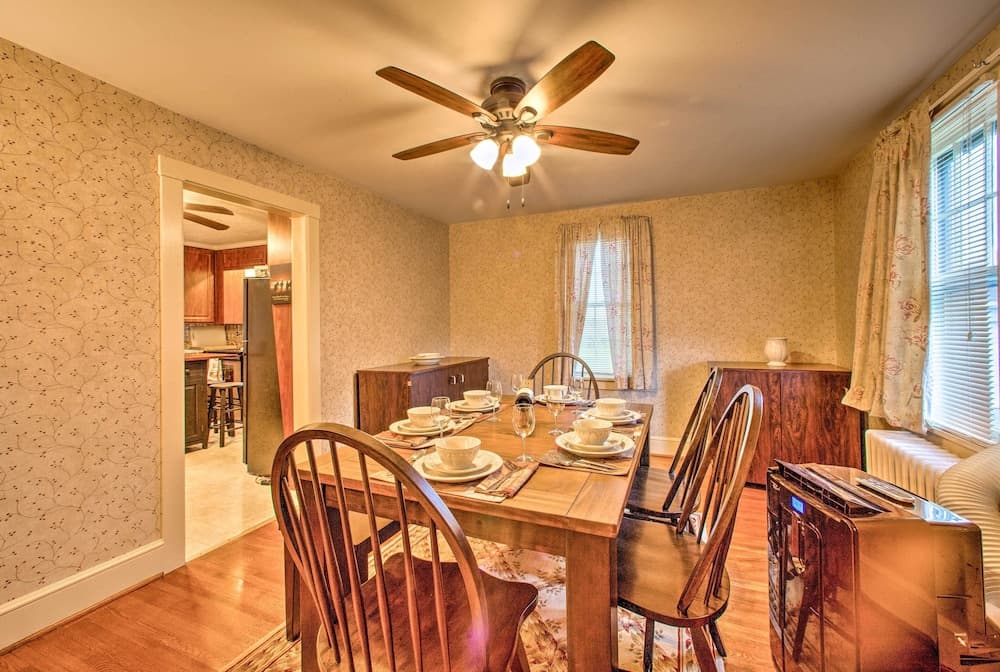 Whimsical Lancaster House w/ Porch Near Amish Farm