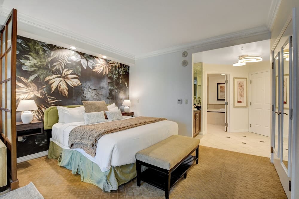 Blu Cashmere Suite