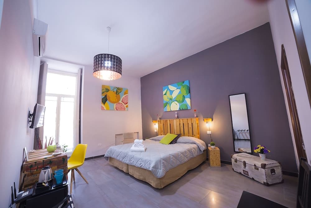 B&B Le 4 Stagioni Dante's Suites by ClaPa Group Dislocated Hospitality