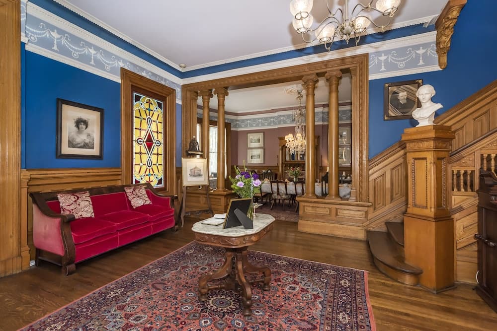 Chateau Tivoli B&B