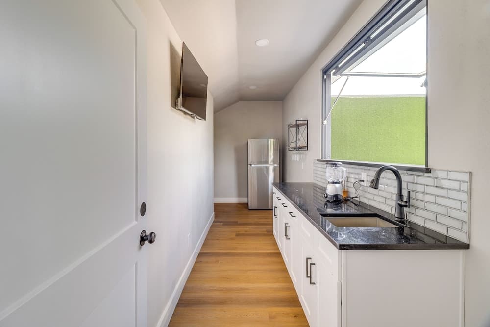 Townhome Near At&t Stadium: Great for Game Day!