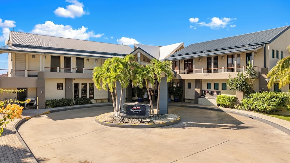 The Moorings Yacht Club Hotel