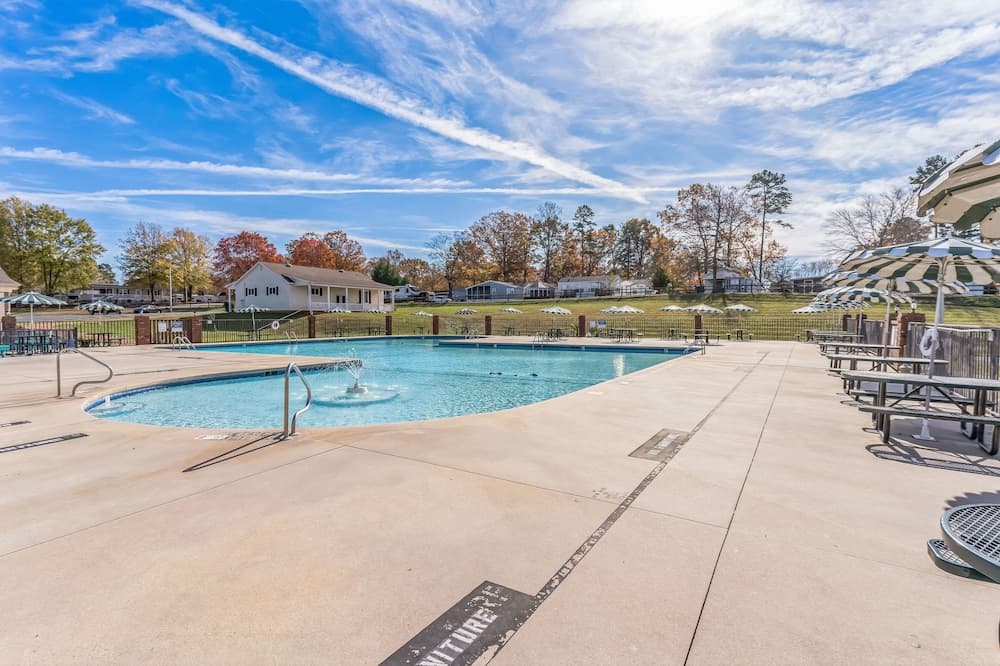 Lakefront Retreat In Badin Shores Resort 2 Bedroom Home
