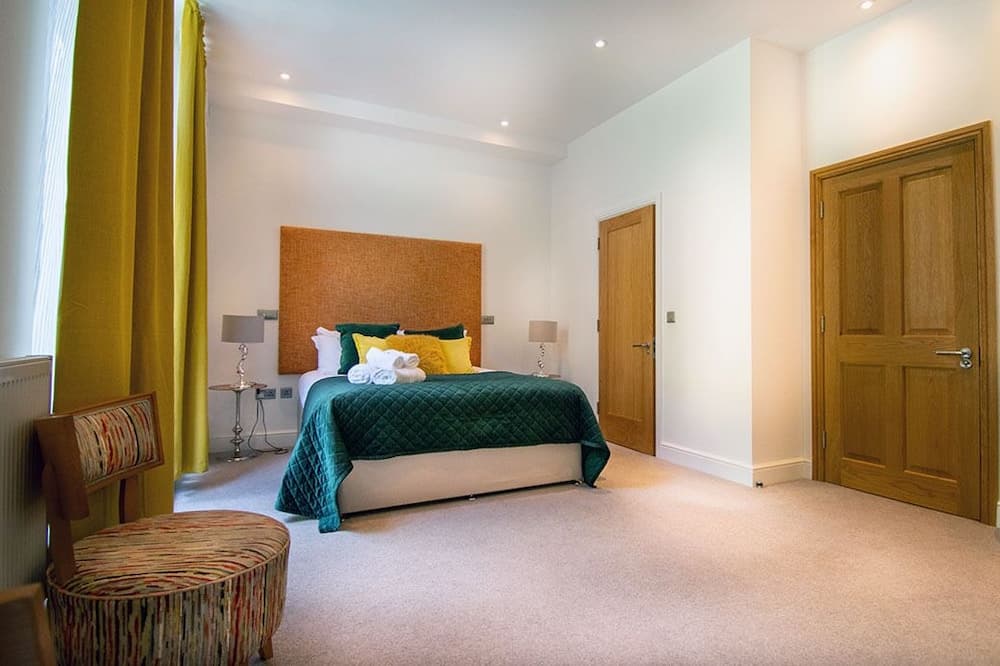 Beachcliff Hotel and Apartments