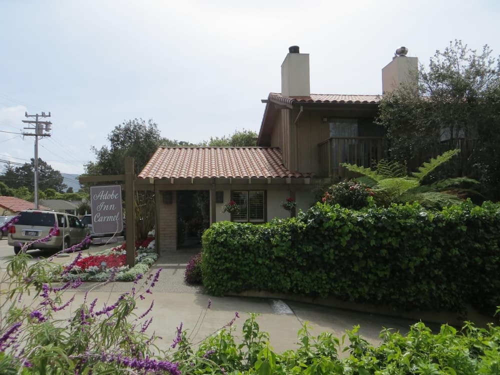Adobe Inn