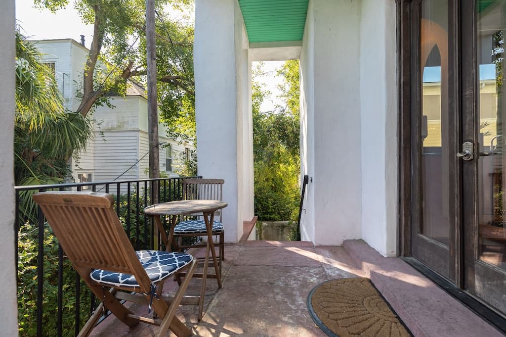 Perfect Location in Downtown Charleston