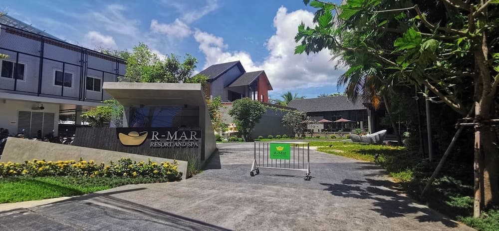 R Mar Resort and Spa