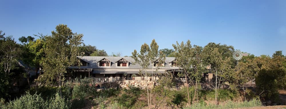 The Winchester Lodge