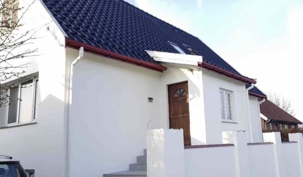 Rose Gerden Apartments and rooms