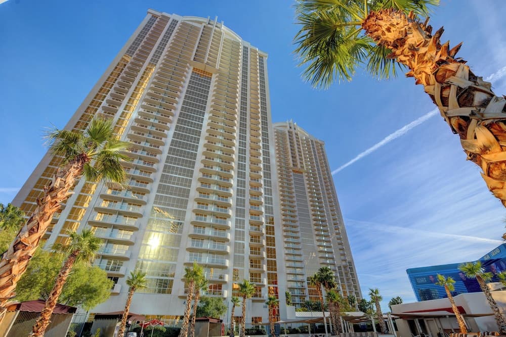 Suite Hub LV at Signature Sphere View