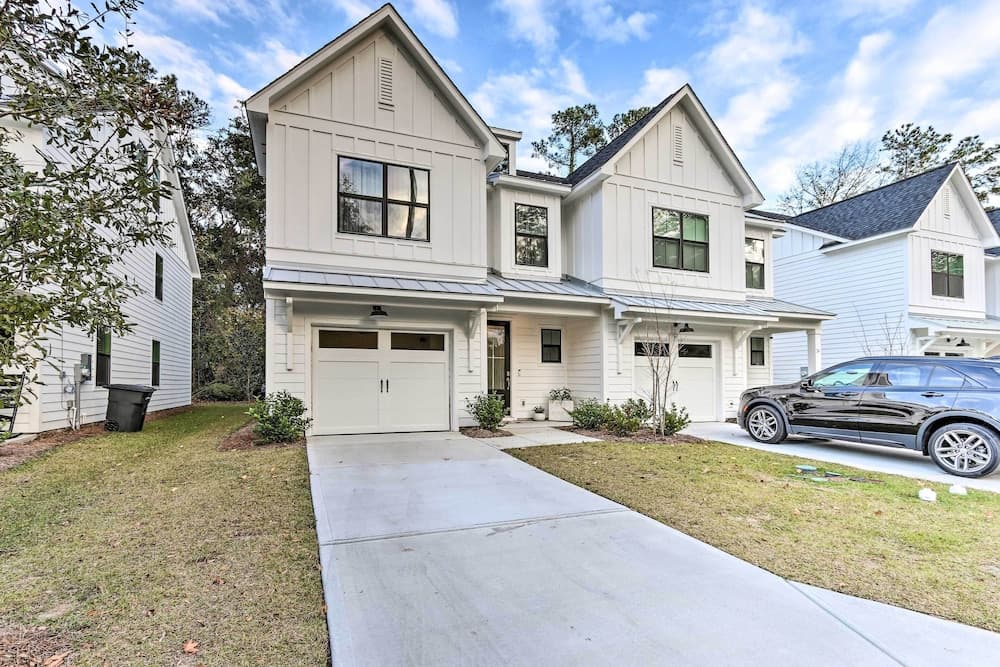 Hilton Head Island Townhome w/ Screened Porch