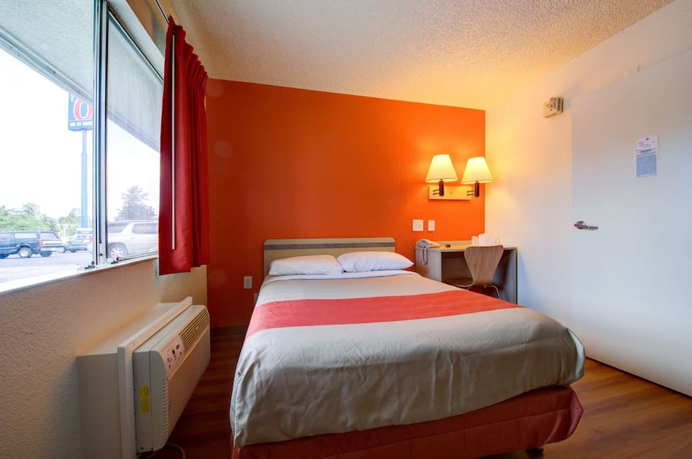 Motel 6 Seattle, WA - Airport