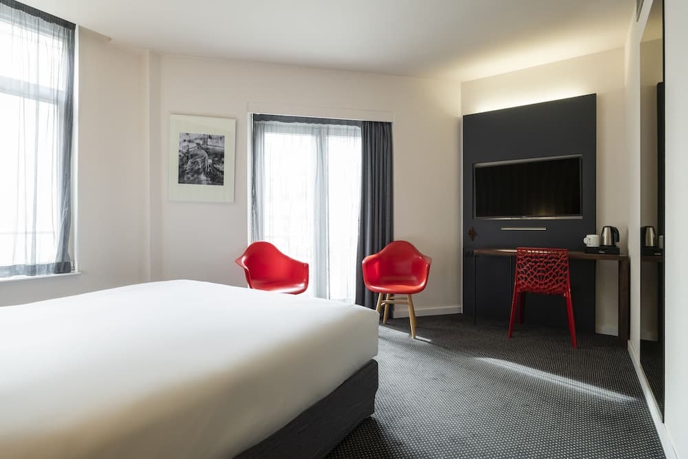 Aris Grand-Place Hotel
