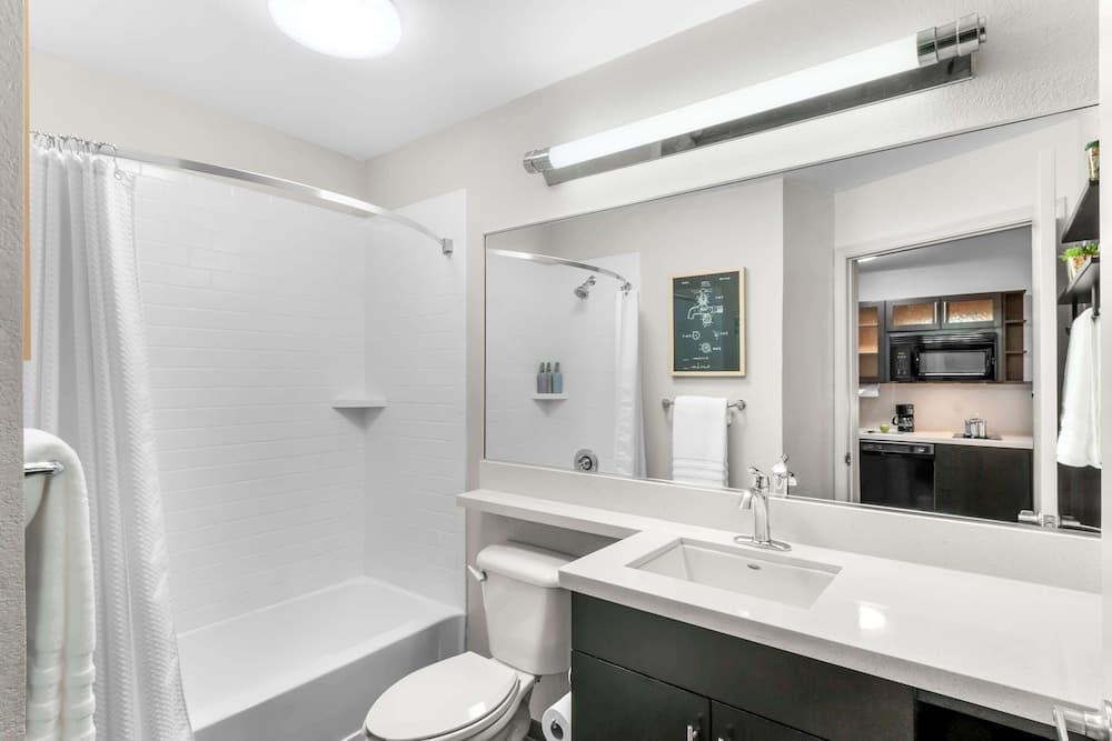 Sonesta Simply Suites Austin South