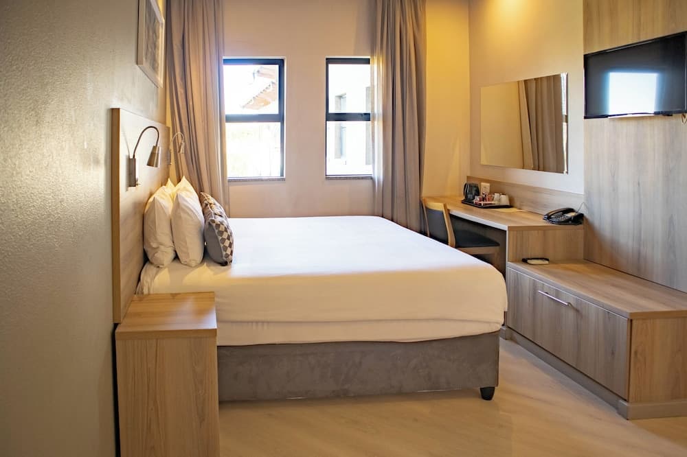 Regal Inn Hotel